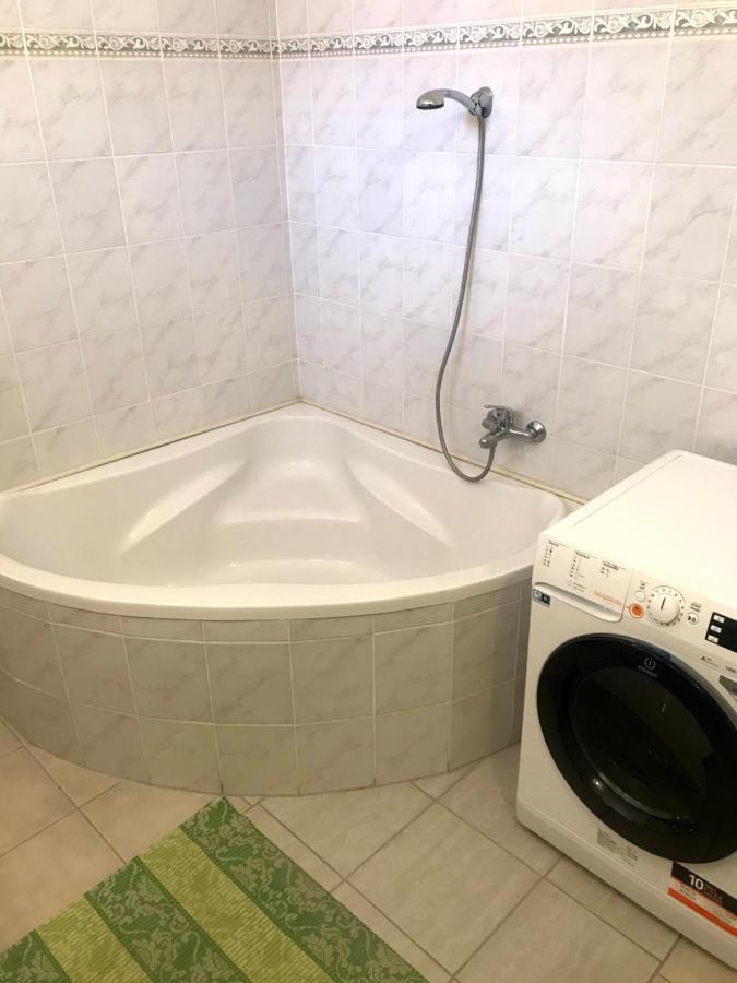 Hotel Postakocsi Vendeghaz Kisgyor Exteriér fotografie